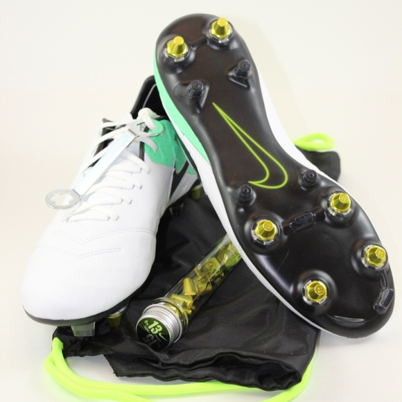 Nike Tiempo Legend VI SG-Pro AC Soccer Cleats - Picture 7 of 8